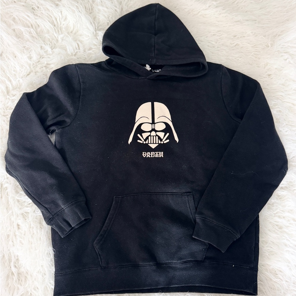 Boys size 13-14 Star Wars Darth Vader glow in the dark hoodie sweatshirt